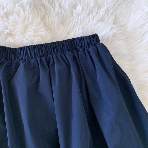H&M Navy Blue Flare Circle Mini Skirt - Picture 4 of 7
